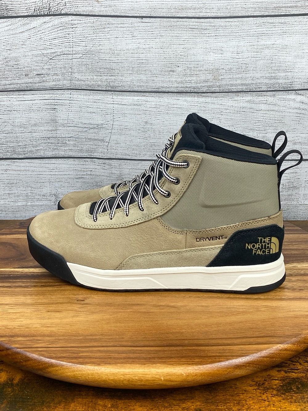 The North Face Men’s Larimer Mid Waterproof Boot Khaki Taupe Shoe Size 9